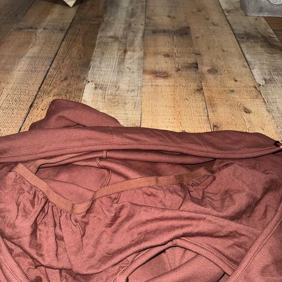 Old Navy Women's Root Beer Fitted Sleeveless Halter Rib-Knit Midi Dress - NWT 4X - Picture 9 of 11